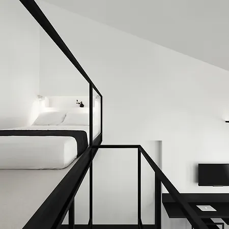 Hotel Mono-2